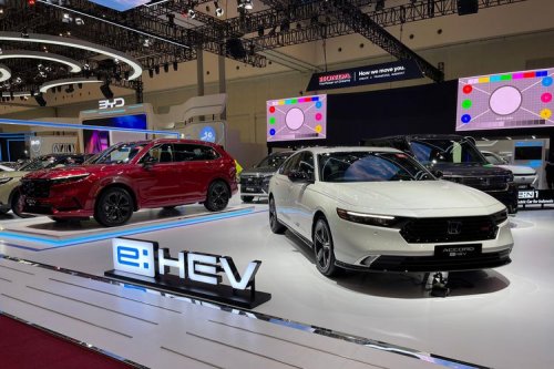 Penjualan Mobil Hybrid Honda Tembus 25 Persen