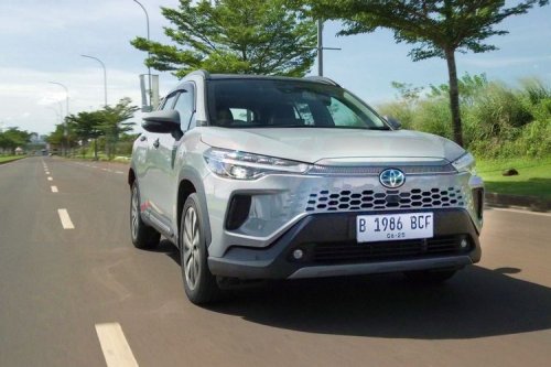 Apakah Merawat Mobil Hybrid Lebih Rumit dari Mobil Bensin?