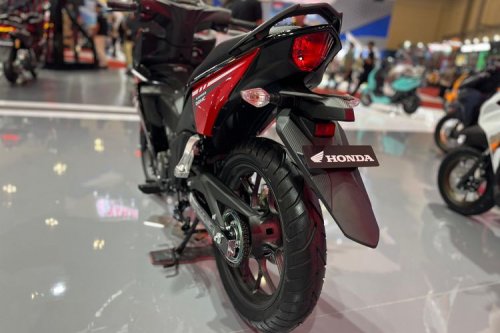 AHM Pamerkan Motor Bebek di IMOS 2025