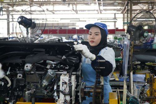 Penurunan Penjualan Mobil Picu Gelombang PHK di Sektor Otomotif