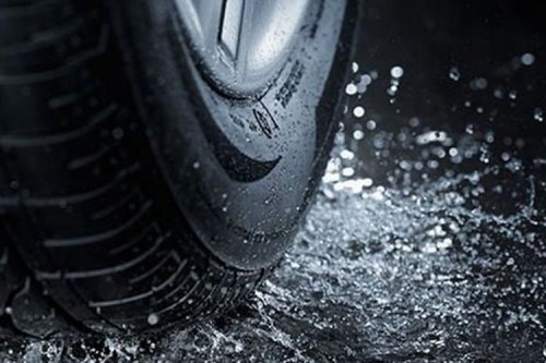 Musim Hujan Akhir Tahun, Waspada Aquaplaning di Jalan Tol