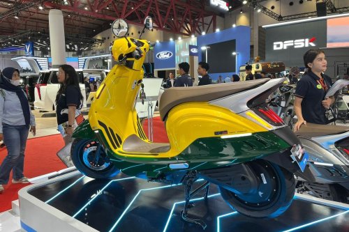 Motor Listrik Sering Pakai Fast Charging Bikin Baterai Cepat Rusak?