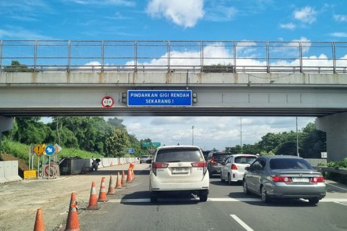 Kenapa Gerbang Tol Ciawi 2 Sering Ditabrak Truk?