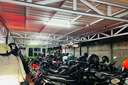 Mengapa Parkir Cashless Masih Belum Merata?
