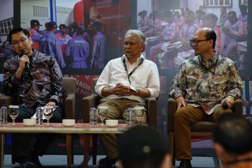 Hino Inspeksi Keselamatan Truk Tangki Pertamina