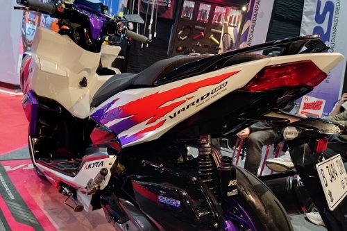 Modifikasi Honda Vario 160 dengan Gaya Fireblade