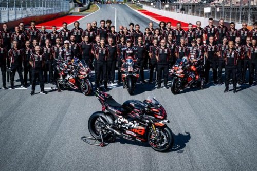 Cuma Ada 30 Unit di Dunia, Aprilia RSV4 X-GP Ludes