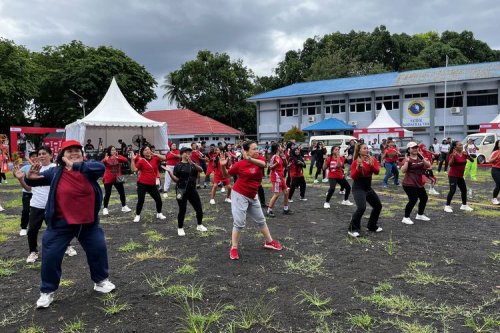 Daihatsu Kumpul Sahabat Bitung, Serunya Zumba di Akhir Pekan