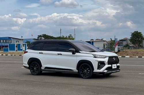 Quick Drive Toyota Veloz Hybrid, Terasa Beda dan Lebih Bertenaga