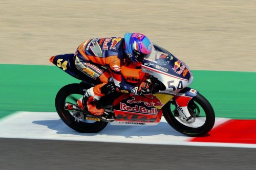 Veda Ega Mengawali Mimpi dari Gunung Kidul, Kini Balapan di MotoGP