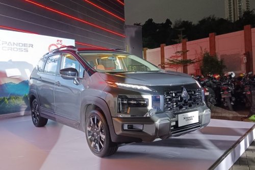 Cara Mitsubishi Bersaing di Segmen LMPV dan LSUV
