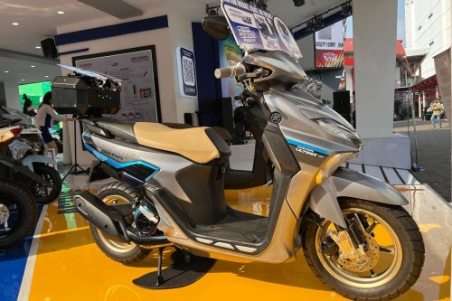 Modifikasi Yamaha Gear Ultima Bergaya Touring Harian