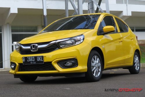 Penipuan Segitiga dan Pengalaman Pakai Honda Brio