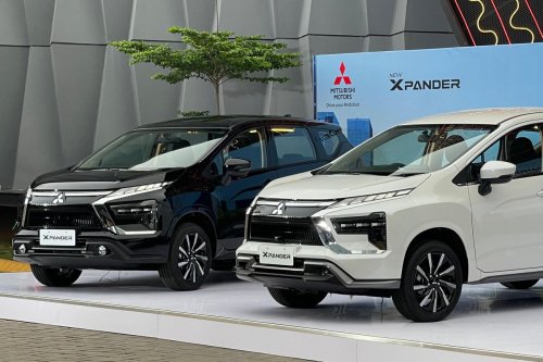 Cara Mitsubishi Bersaing di Segmen LMPV dan LSUV