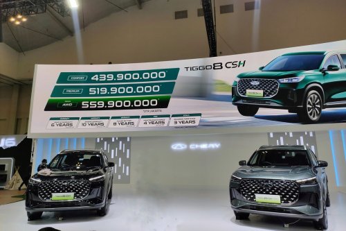 Dua Varian Baru Tiggo 8 CSH Hadir di GJAW 2025