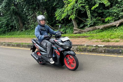 Review Honda Vario 125 Street: Ergonomi Nyaman, Harga Terjangkau