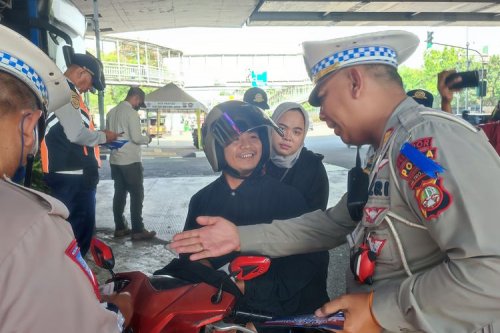 Operasi Zebra, Curhat Pemakai Nissan Livina