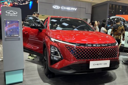 Chery C5 vs Hyundai Creta N Line: Duel SUV Kompak Turbo di GIIAS 2025
