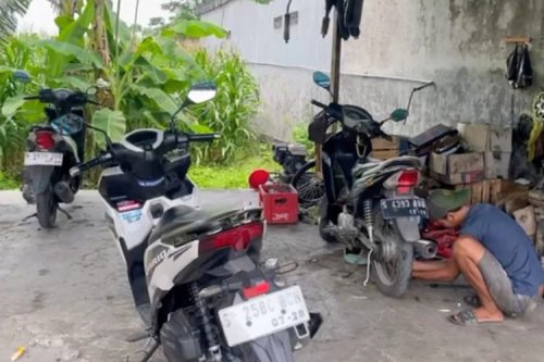 Kenali Tanda-tanda Roda Belakang Skutik Mau Copot
