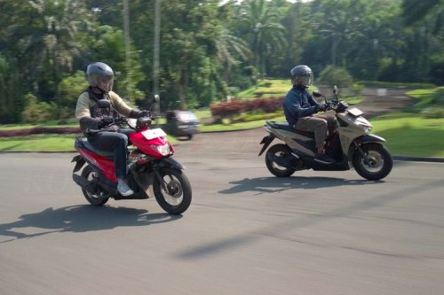 Suzuki Nex Crossover vs Honda BeAT Street: Skutik Petualang Terbaik