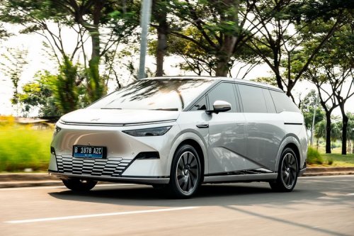 Adu Harga MPV Listrik Mewah di GIIAS 2025, Mana yang Paling Murah?