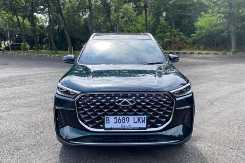 Chery Tiggo 8 CSH: SUV PHEV Modern dengan Desain Elegan