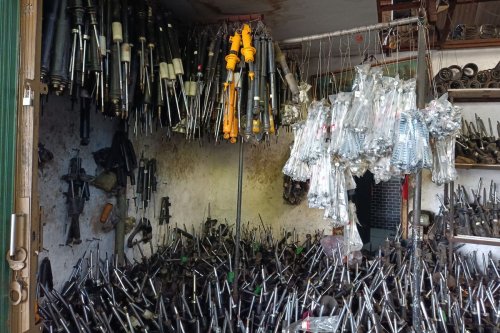 Paket Membuat Suspensi Low MPV Nyaman, mulai Rp 2 Juta