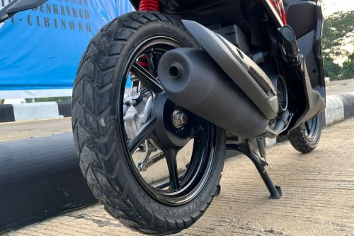 Suzuki Nex Crossover: Motor Praktis Desain Ergonomis