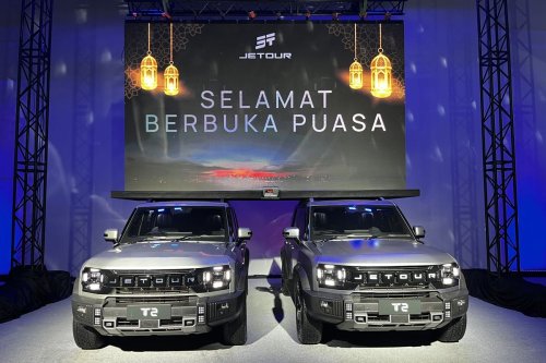 Jetour T2 Pamer Kekuatan Struktur, Topang Layar LCD 700 Kg