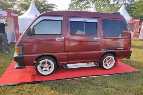Daihatsu Zebra Club Nikmati Perjalanan Tol Menuju Kumpul Sahabat Cirebon