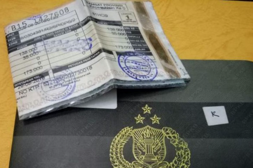 Inden Denza D9 Menumpuk, BPKB Elektronik