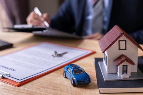 Saat Pasar Mobil Melemah, Bagaimana Asuransi Kendaraan Bertahan?