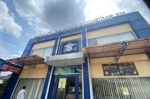 Tanggapan Warga Solo Soal Biaya Tambahan Saat Urus SIM