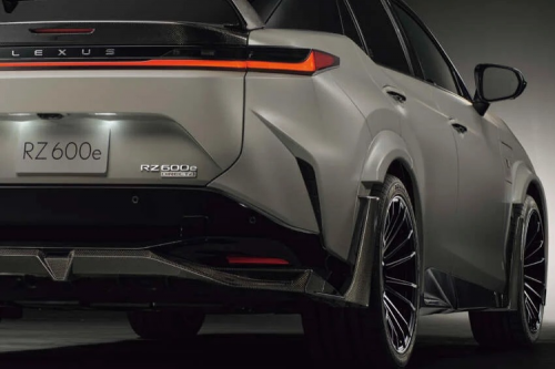Lexus RZ 600e F Sport Performance Meluncur, Lebih Bertenaga