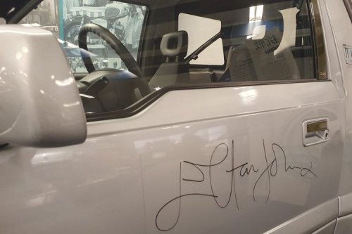 Suzuki Vitara Cabrio Elton John Edition, Perpaduan Otomotif dan Musik