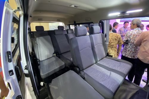 Adu Kendaraan Niaga Listrik: DFSK Gelora E Vs Wuling Mitra EV