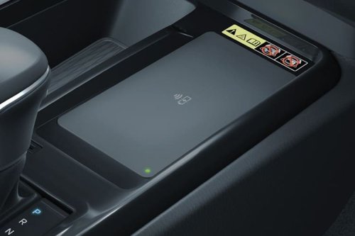 Toyota Luncurkan Camry Bensin Terbaru, Simak Ubahannya