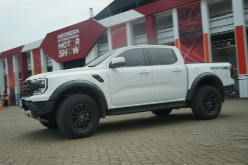 Jajal Double Cabin Ford Ranger Raptor 3.0 V6, Harga Rp 1,4 Miliar