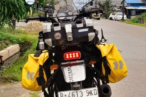 Solo Touring Menembus Kalimantan Barat Selama 12 Hari