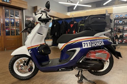 Porsche 911 Dakar Inspirasi Modifikasi Stylo 160