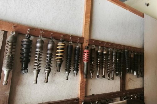 Trik Oknum Pedagang Motor Bekas Akali Kerusakan Sokbreker