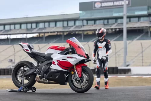 Yamaha R9 Resmi Meluncur, Harga Rp 200 Jutaan