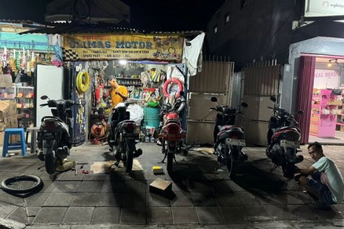 Bengkel Sepeda Motor Malang Hadapi Lonjakan Kasus Brebet