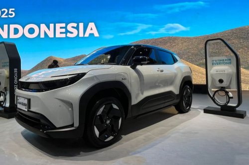 Toyota bZ4X dan Urban Cruiser Menjadi Sorotan di GIIAS 2025
