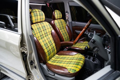 Begini Cara Pakai Tartan untuk Jok Mobil Biar Engga Maksa