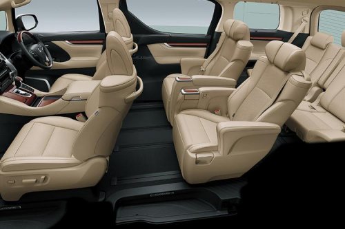 Selisih Rp 349 Juta, Ulik Perbedaan Alphard XE Hybrid