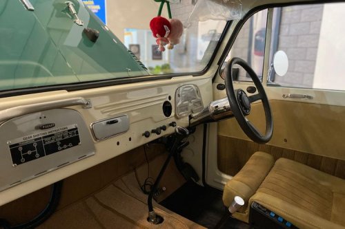 Restomod Land Cruiser FJ45: Mulus, Klasik, Tenaga Buas 6000 cc