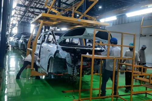 PT Handal Indonesia Motor: Pusat Perakitan Mobil China di Indonesia