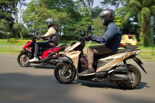 Adu Konsumsi BBM Honda BeAT Street vs Suzuki Nex Crossover