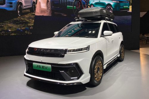 Jaecoo J5 EV vs Geely EX2: Duel Mobil Listrik di Bawah Rp 300 Juta